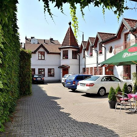 Hotel Atrium Pardubice Exteriör bild